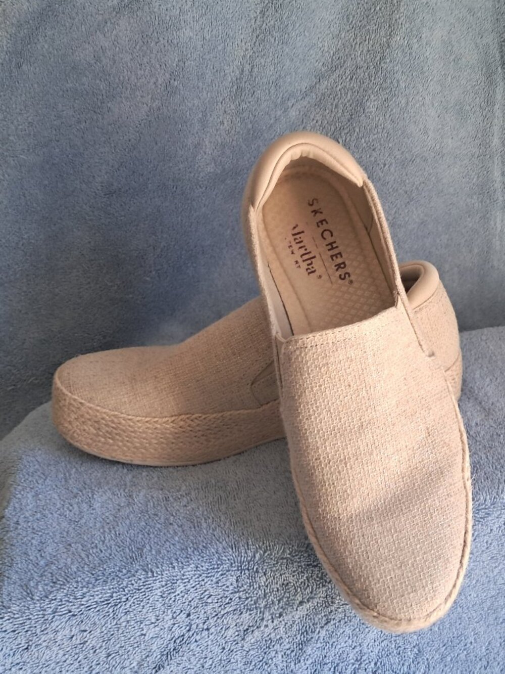 Skechers Martha Stewart Tan Slip On Espadrille Shoes Walking Sneakers Size 10